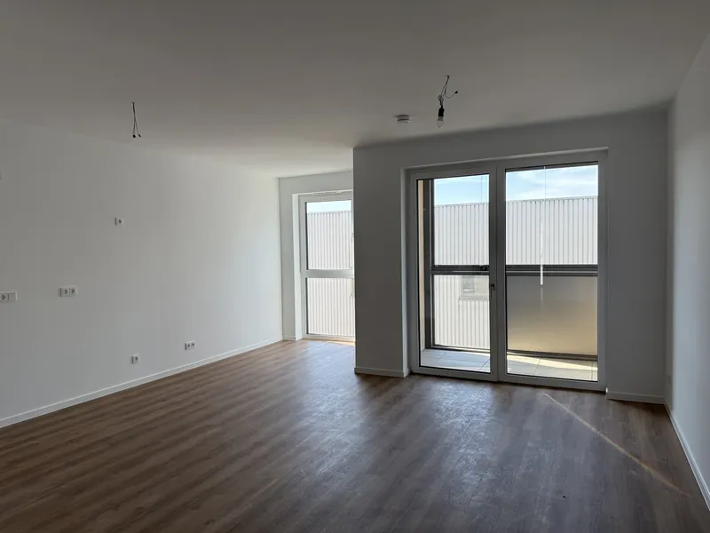 Erstbezug! Großzügige Wohnung mit zwei Bädern und Fußbodenheizung! — photo 1